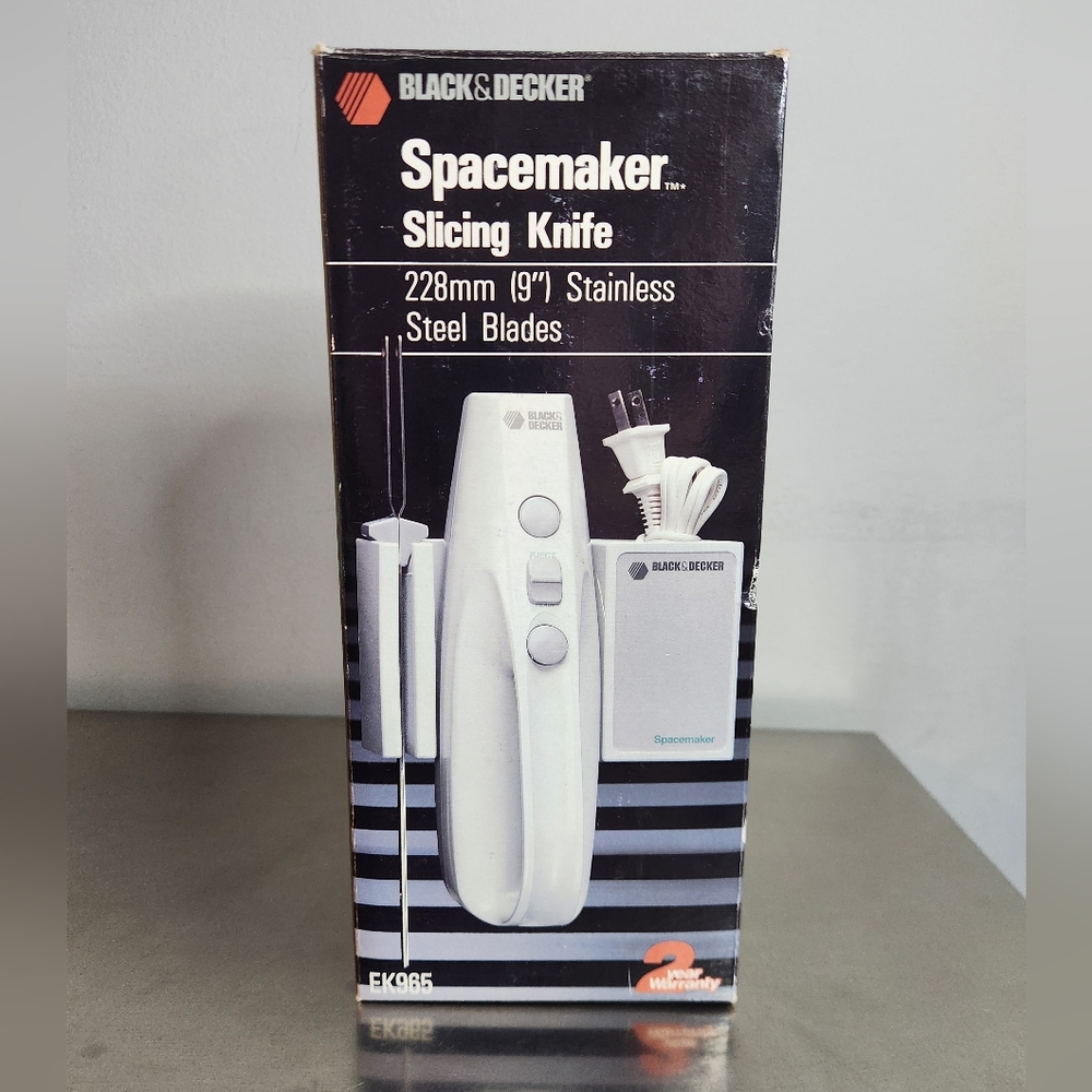 Black & Decker Spacemaker Slicing Knife